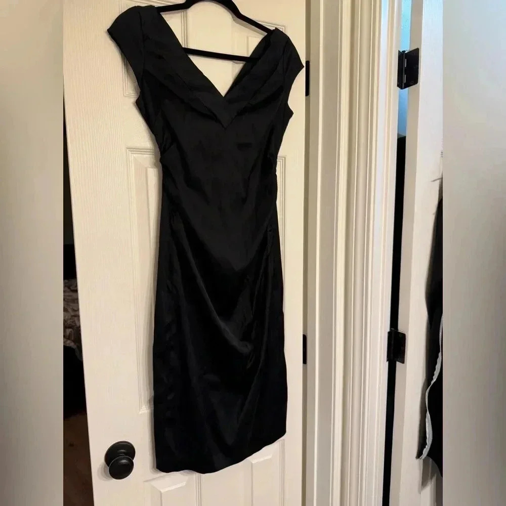 Maggie London Black Dress Size 6 - Picture 3 of 6